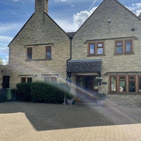 Cotswolds Luxury House In Central Bourton Large Sleeps 2-11. Pet Friendly. المظهر الخارجي الصورة