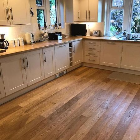 Cotswolds Luxury House In Central Bourton Large Sleeps 2-11. Pet Friendly. المظهر الخارجي الصورة