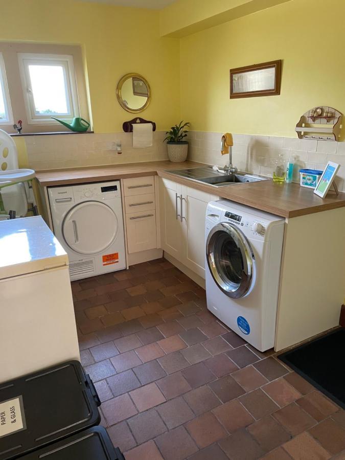 Cotswolds Luxury House In Central Bourton Large Sleeps 2-11. Pet Friendly. المظهر الخارجي الصورة
