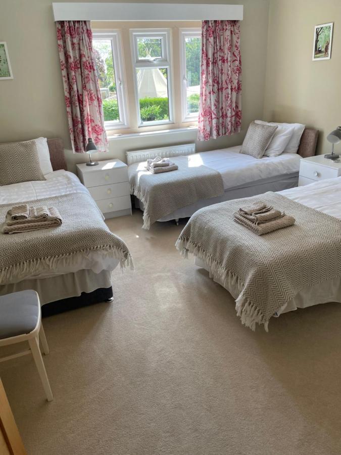 Cotswolds Luxury House In Central Bourton Large Sleeps 2-11. Pet Friendly. المظهر الخارجي الصورة