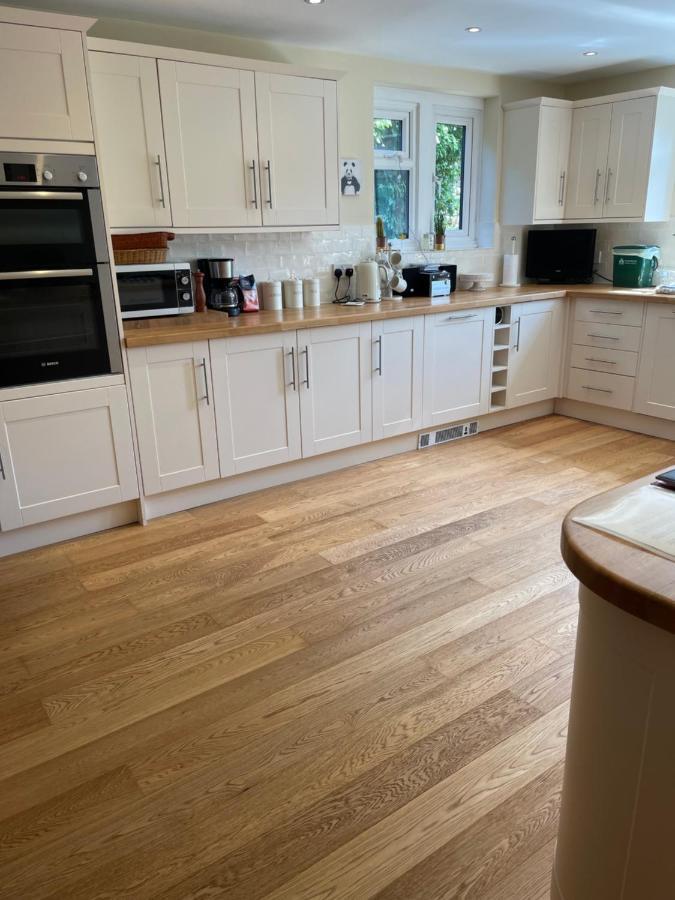 Cotswolds Luxury House In Central Bourton Large Sleeps 2-11. Pet Friendly. المظهر الخارجي الصورة
