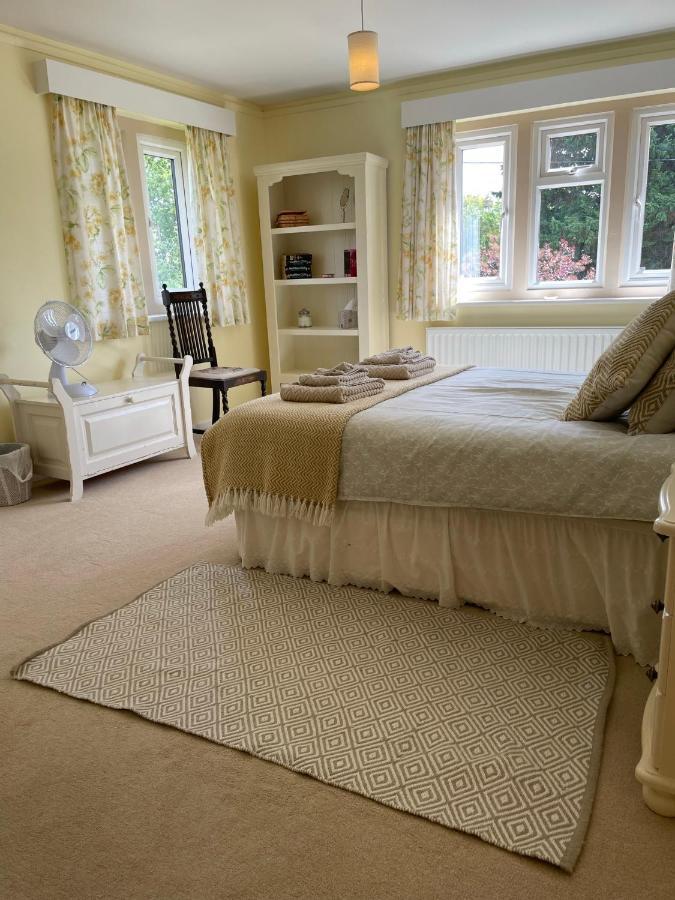 Cotswolds Luxury House In Central Bourton Large Sleeps 2-11. Pet Friendly. المظهر الخارجي الصورة